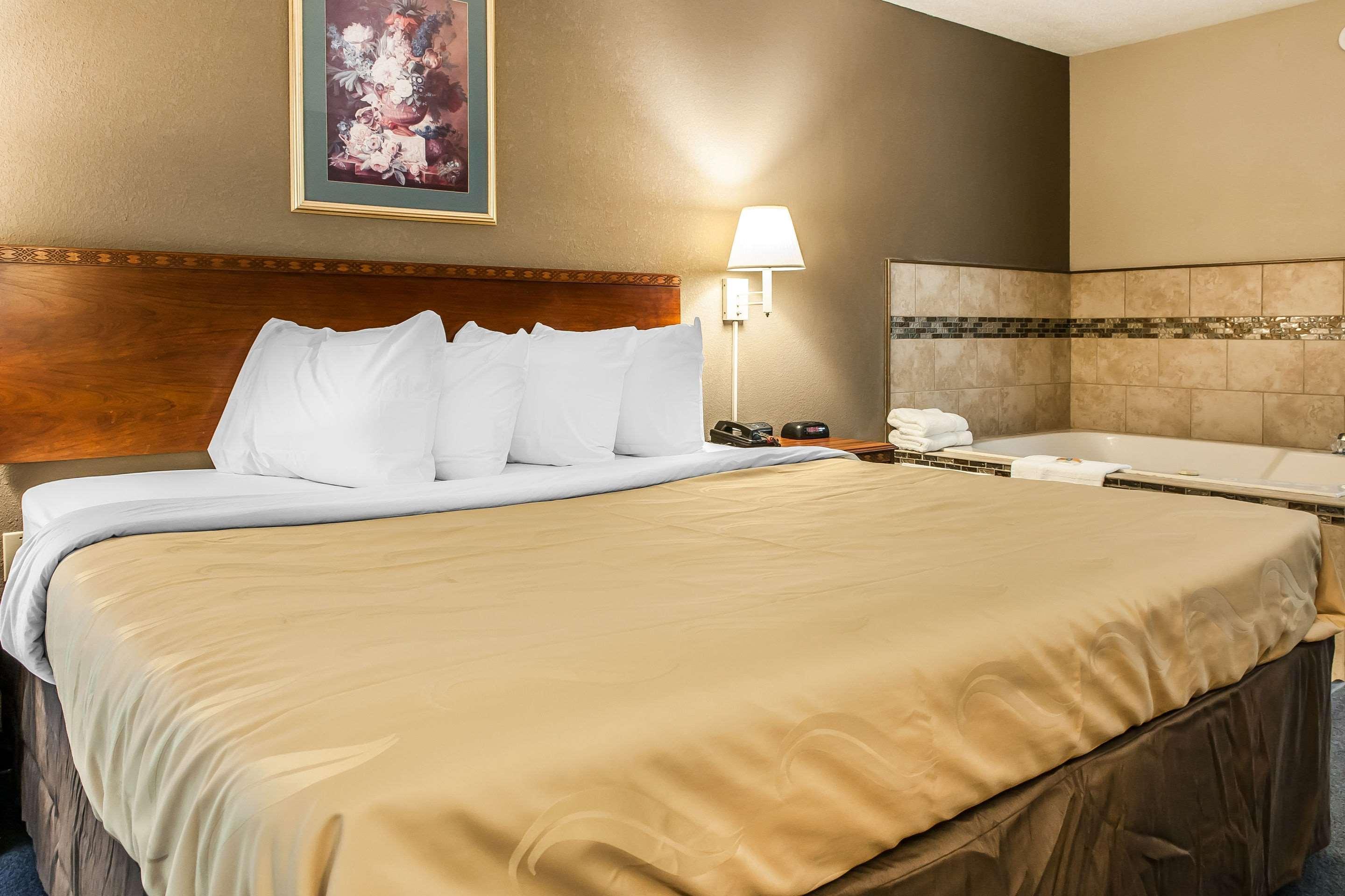 Quality Inn Lewisport Екстер'єр фото