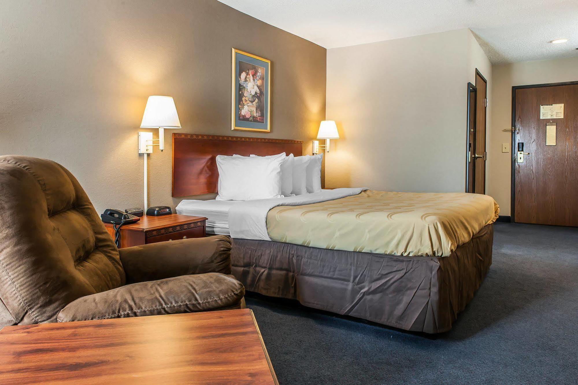 Quality Inn Lewisport Екстер'єр фото